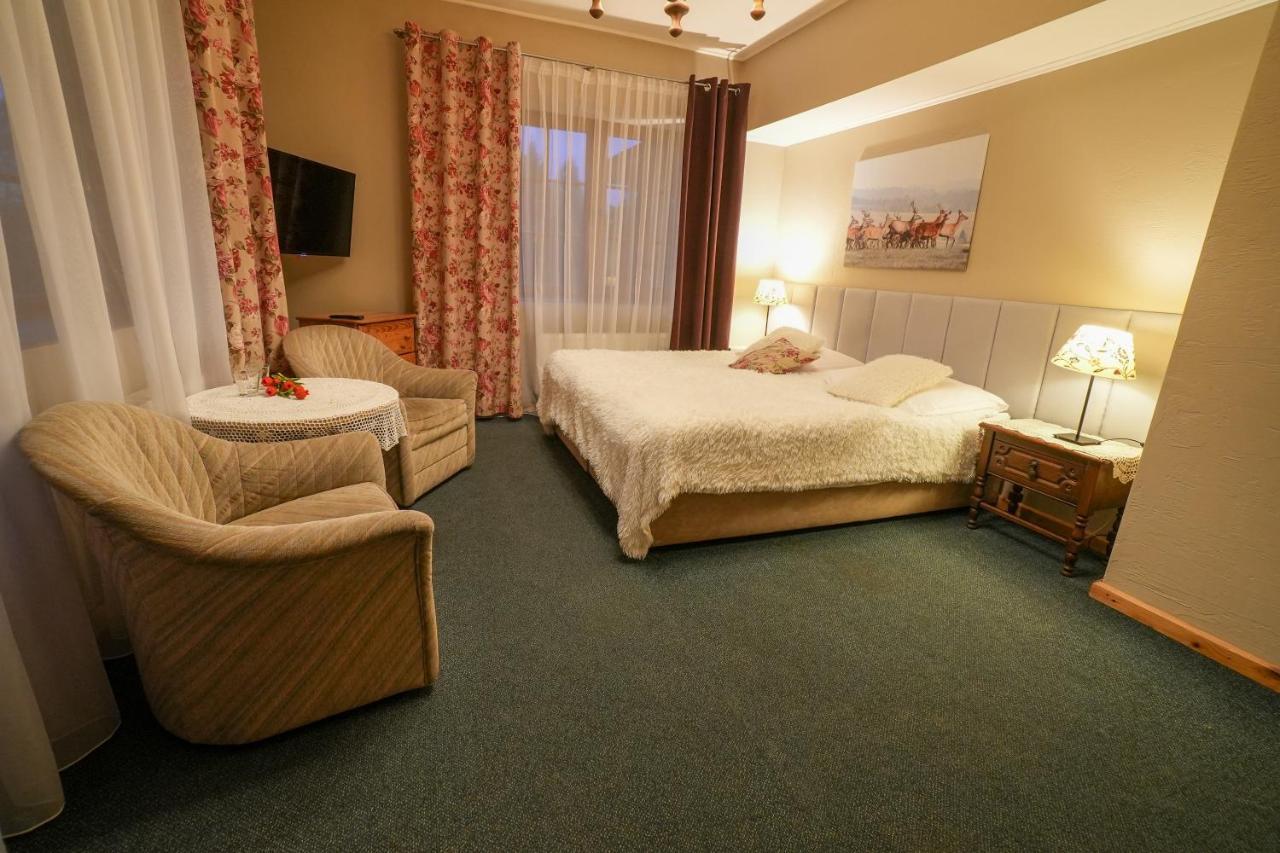 Bed and Breakfast Gosciniec Debowa Gazdowka Ustrzyki Dolne Esterno foto